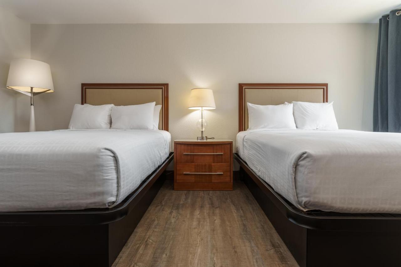 Riverfront Inn Роузбърг Екстериор снимка